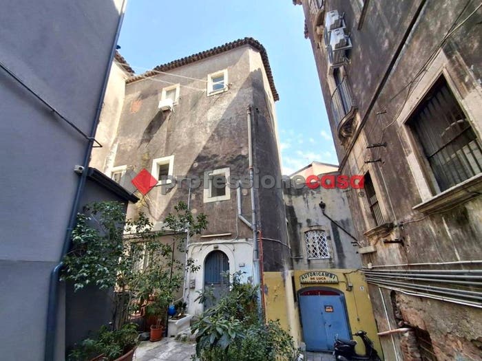 Appartamento bilocale in vendita in Via Plebiscito, Domenico Tempio Porto, Catania
