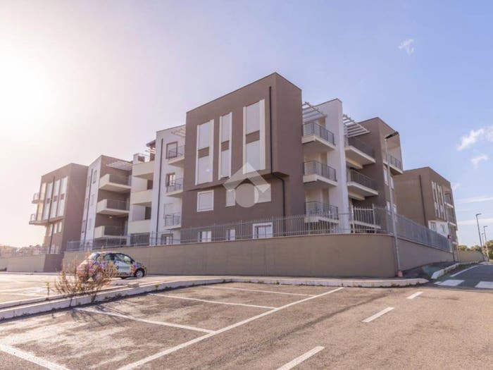 Appartamento quadrilocale in vendita in Via casal bianco, Collefiorito, Guidonia Montecelio