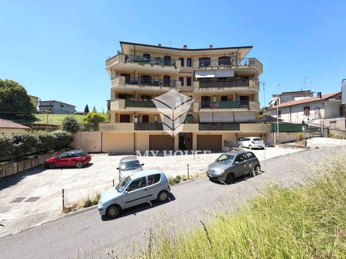 Appartamento trilocale in vendita in Via Prenestina Vecchia, Palestrina