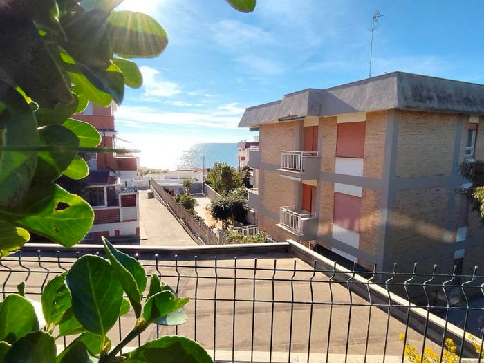 Appartamento quadrilocale in vendita in Lungomare Enea, Lavinio Mare, Anzio