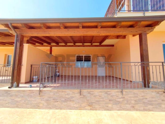 Casa trilocale in vendita in Centro, Torretta