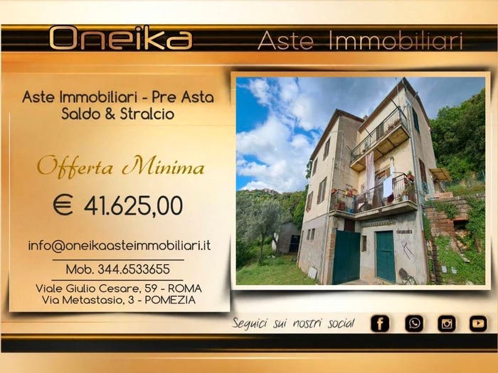 Appartamento quadrilocale in vendita in Via Castiglione, Montasola