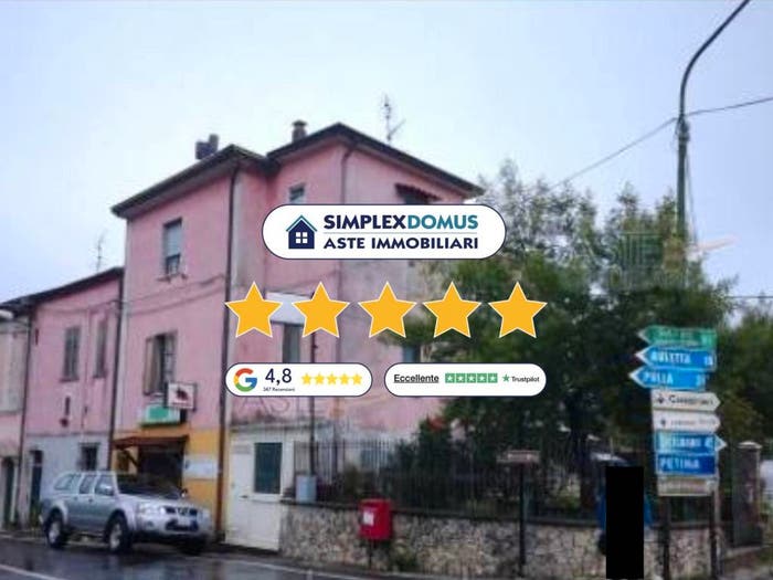 Casa con 6 locali in vendita in Via Nazionale, Sicignano degli Alburni