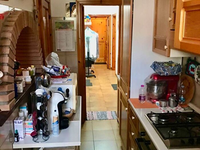 Casa con 6 locali in vendita in Via Grignano, Centro, Mombaroccio
