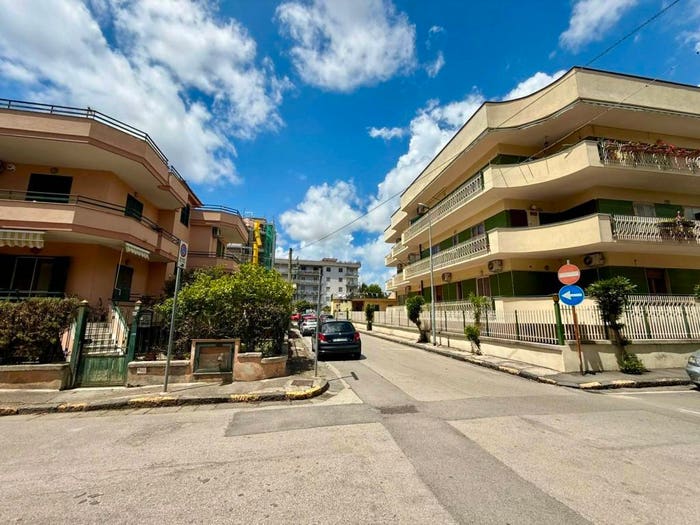 Appartamento trilocale in vendita in Via Filippo Turati, Piazza Primavera Passariello, Pomigliano d'Arco