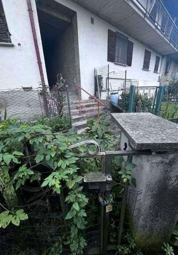 Appartamento trilocale in vendita in Via della Chiesa, Centro, Luino