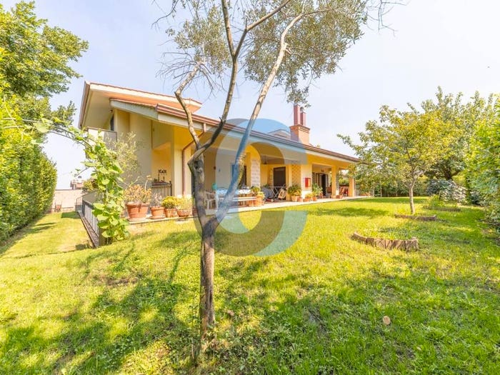 Casa con 6 locali in vendita in Via San Luca, Castelluccia Fontana Sala, Marino