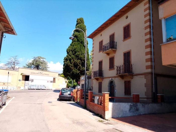 Appartamento trilocale in vendita in Centro, Passignano sul Trasimeno