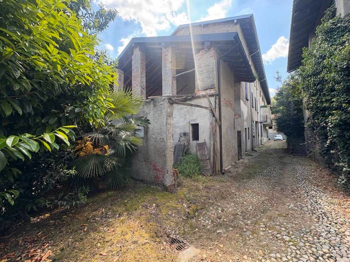 Casa con 5 locali in vendita in Via Cavallotti, Centro, Casnate con Bernate