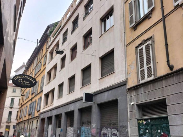 Appartamento trilocale in vendita in Via degli Arcimboldi, Missori, Milano