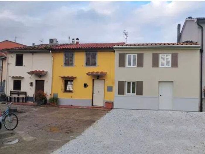 Casa quadrilocale in vendita in Centro, Agliana