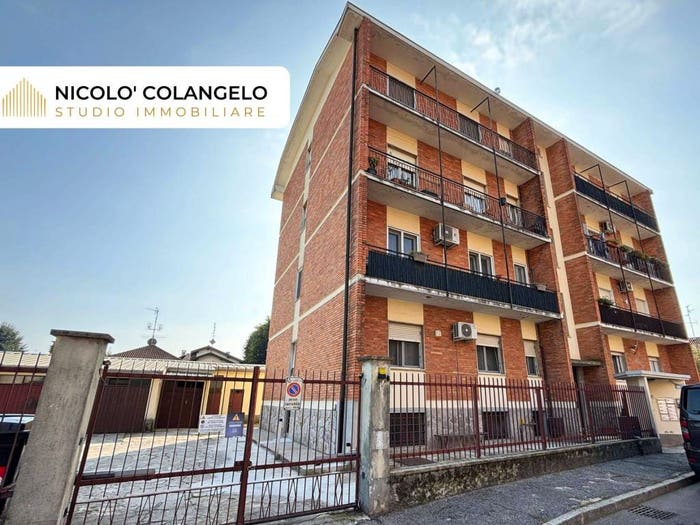 Appartamento trilocale in vendita in Via Eugenio Villoresi, Centro, Garbagnate Milanese