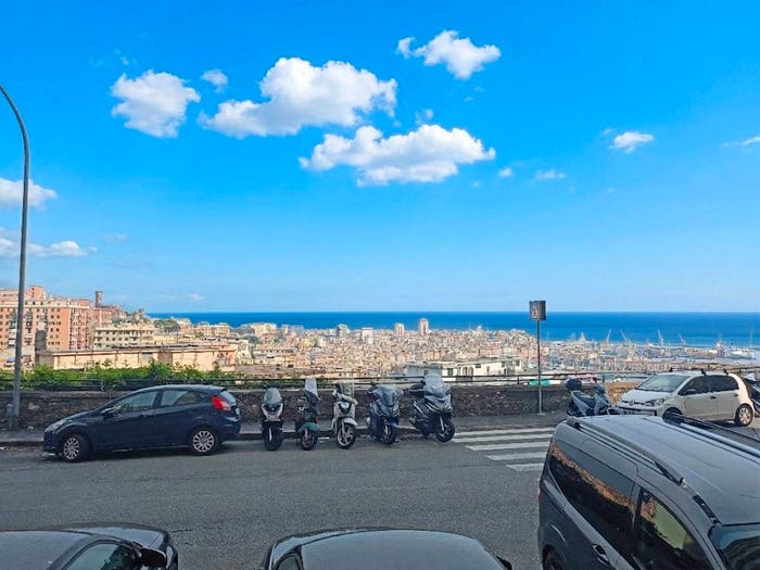 Appartamento quadrilocale in vendita in Via Bari, San Teodoro, Genova