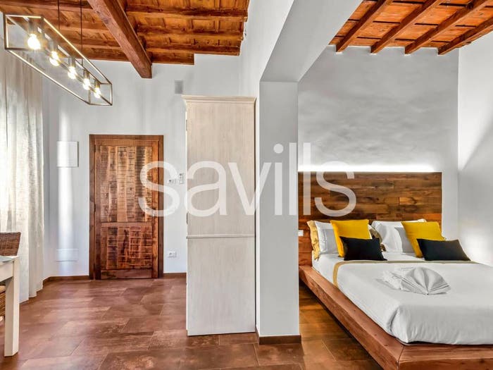 Appartamento con 6 locali in vendita in Via Palazzuolo, Borgo Ognissanti Il Prato, Firenze