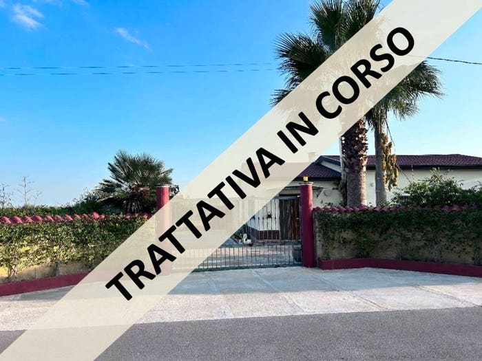 Casa quadrilocale in vendita in Strada per Pino di Lenne, Palagiano