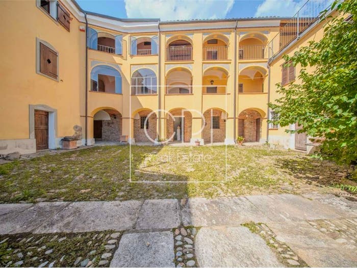 Casa con 6 locali in vendita in Via Collaretto, Borgiallo