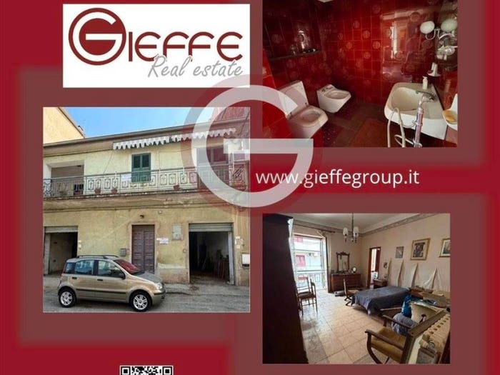 Casa con 6 locali in vendita in Centro, Taurianova