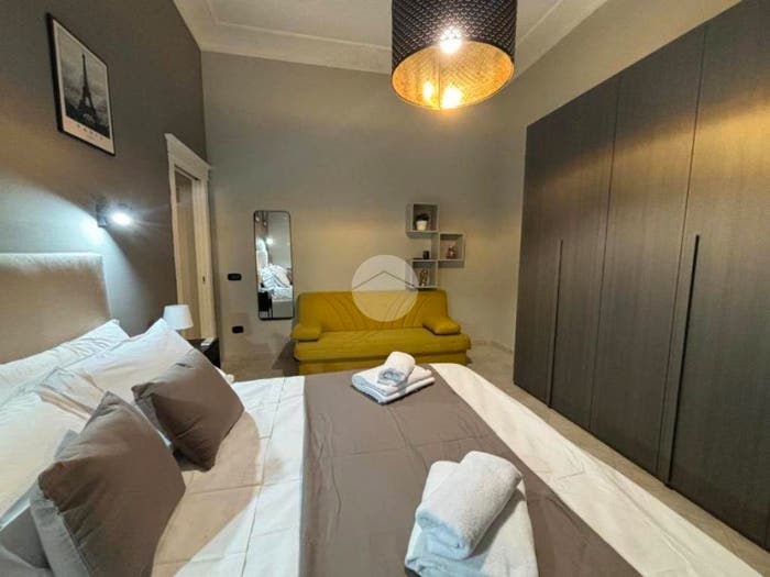 Appartamento trilocale in vendita in Via Rimini, Vasto, Napoli