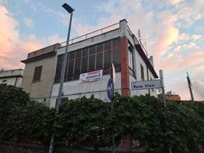 Casa con 6 locali in vendita in Via Serrule, Rocca Cencia, Roma