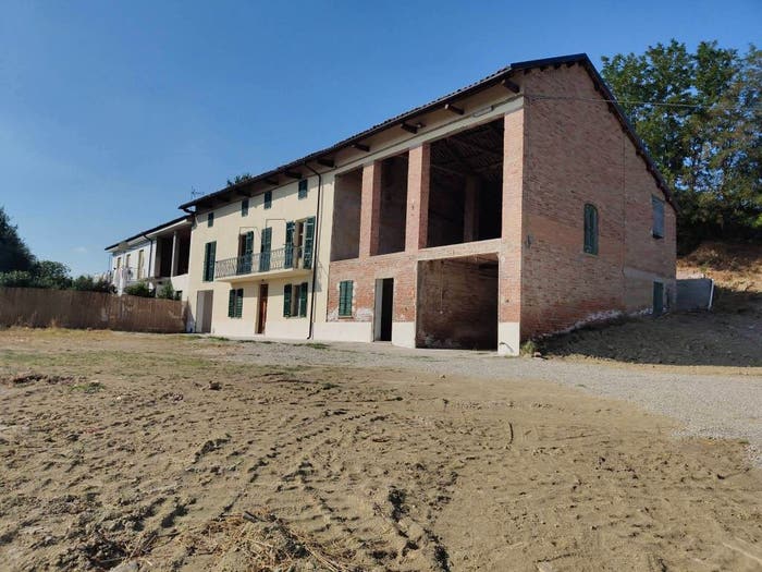 Casa trilocale in vendita in Via Gavelli, Castelnuovo Calcea