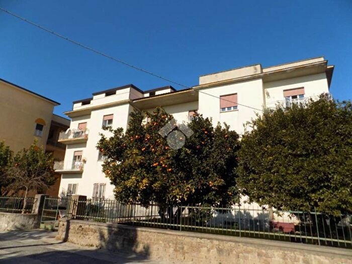 Casa con 5 locali in vendita in via pontillo, Casagiove