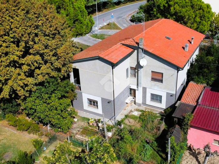 Casa con 5 locali in vendita in Via A Toscanini, Centro, Bagnacavallo