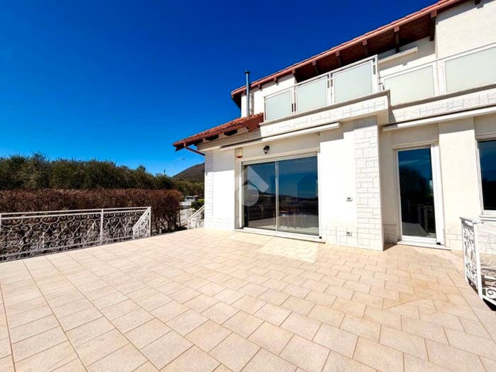 Casa con 6 locali in vendita in Via Terra del Sole, Centro, Ceriale