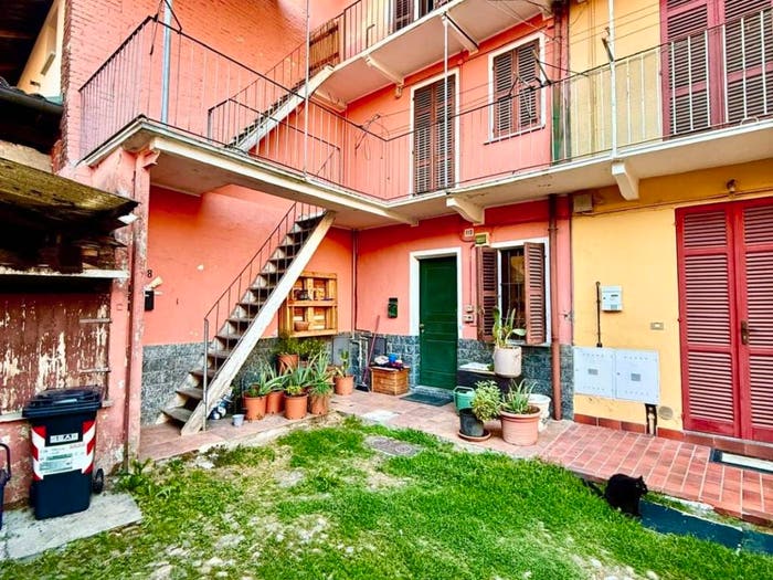 Casa trilocale in vendita in Via Carlo Felice Trossi, Gaglianico