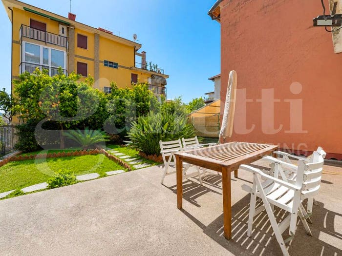 Casa quadrilocale in vendita in via duca degli abruzzi, San Martino Villetta, Sanremo