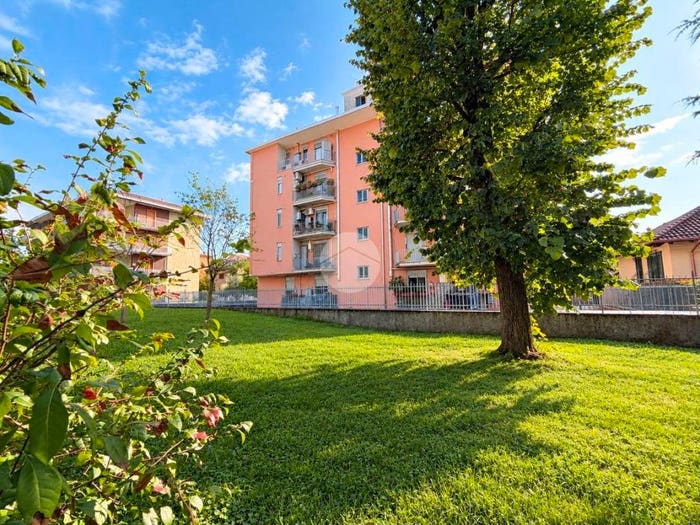 Appartamento trilocale in vendita in APPARTAMENTO VIA MILANO, Centro, Cernusco sul Naviglio