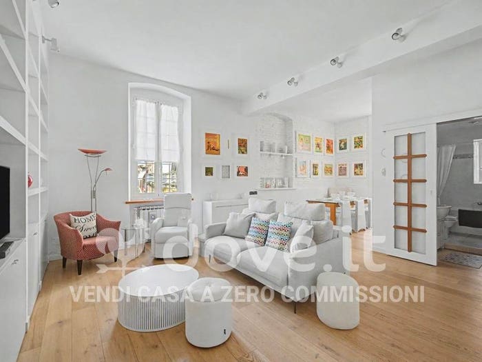 Appartamento quadrilocale in vendita in Via XX Settembre, Centro Storico, La Spezia