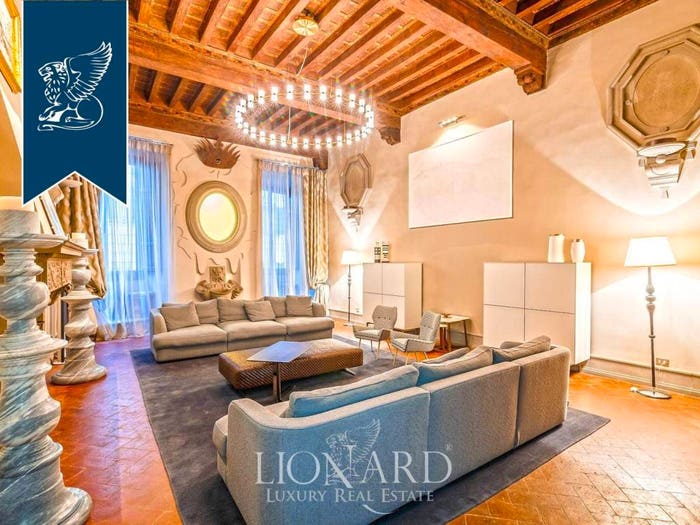 Casa con 6 locali in vendita in Ponte Vecchio Pitti, Firenze