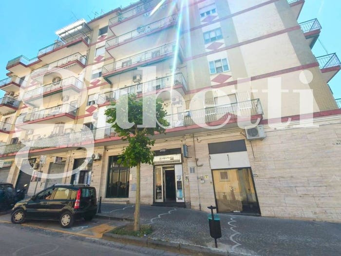 Appartamento quadrilocale in vendita in Via Guglielmo Marconi, Centro, Ercolano
