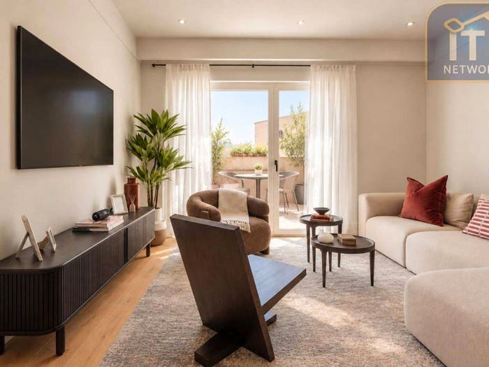 Appartamento trilocale in vendita in Viale dei Promontori, Ostia Levante, Roma