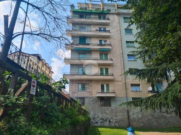 Appartamento trilocale in vendita in Via S Giovanni Bosco, Centro, Cuorgnè