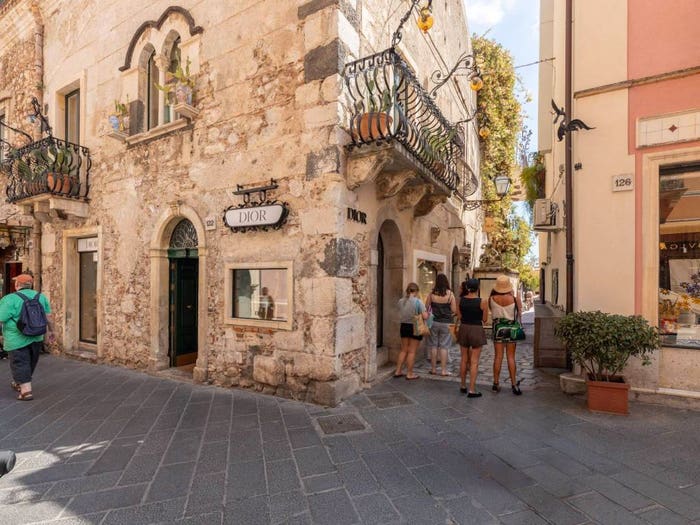 Appartamento con 5 locali in vendita in Via Ascanio Marziani, Centro, Taormina