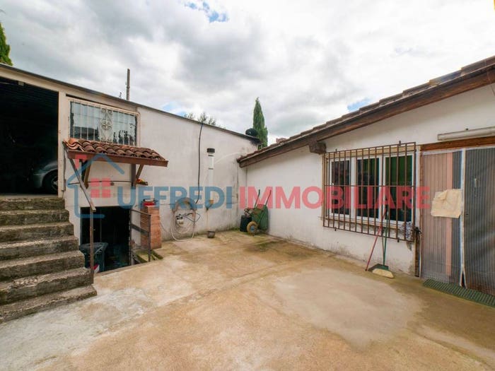 Casa trilocale in vendita in Via Sant'Agata, Centro, Paliano