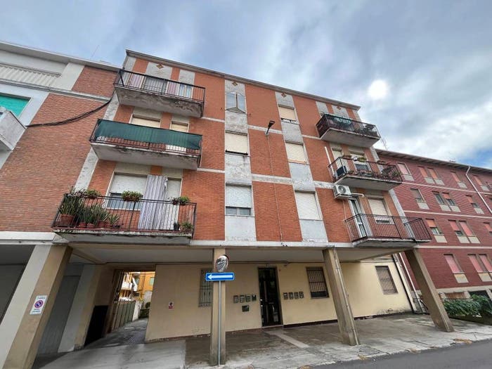 Appartamento quadrilocale in vendita in Piazza Martiri, Centro, Bondeno