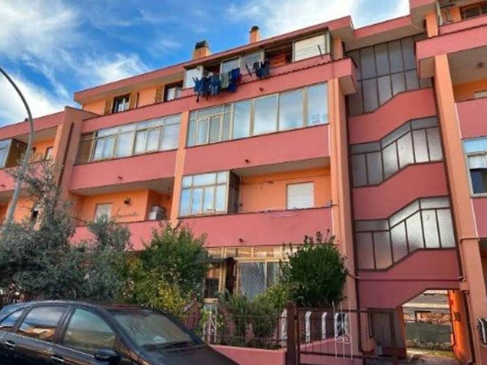 Appartamento bilocale in vendita in Via Salvatore Alessi, Centro, Capranica