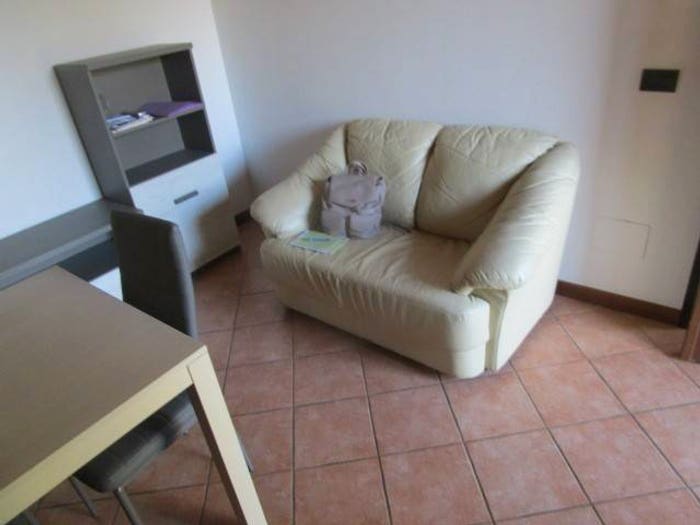 Appartamento bilocale in vendita in Via Indipendenza, Crenna Bettolino, Gallarate