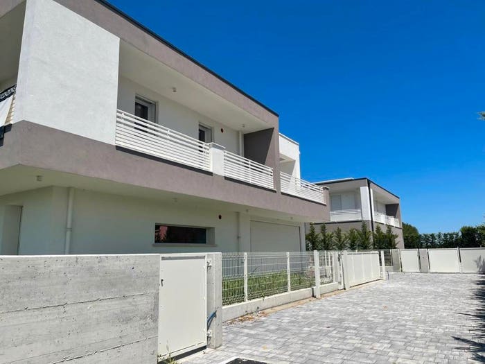 Casa con 5 locali in vendita in via san lorenzo, Centro, Abano Terme