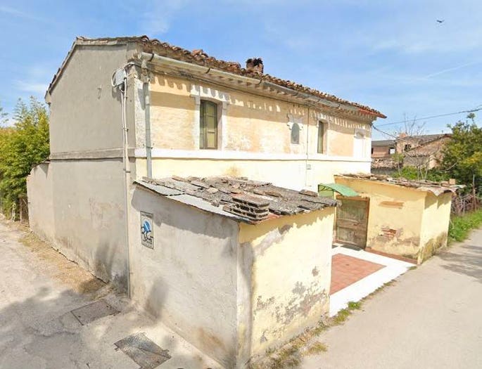 Casa quadrilocale in vendita in Villa Potenza, Macerata