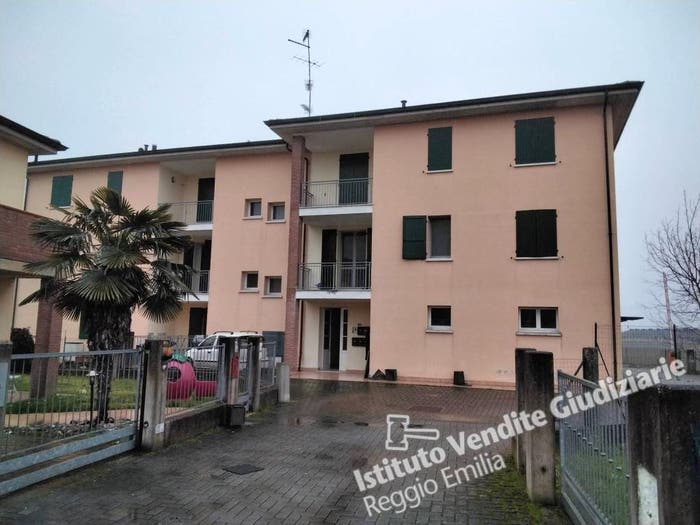 Appartamento quadrilocale in vendita in Via Guastalla, Brugneto, Reggiolo