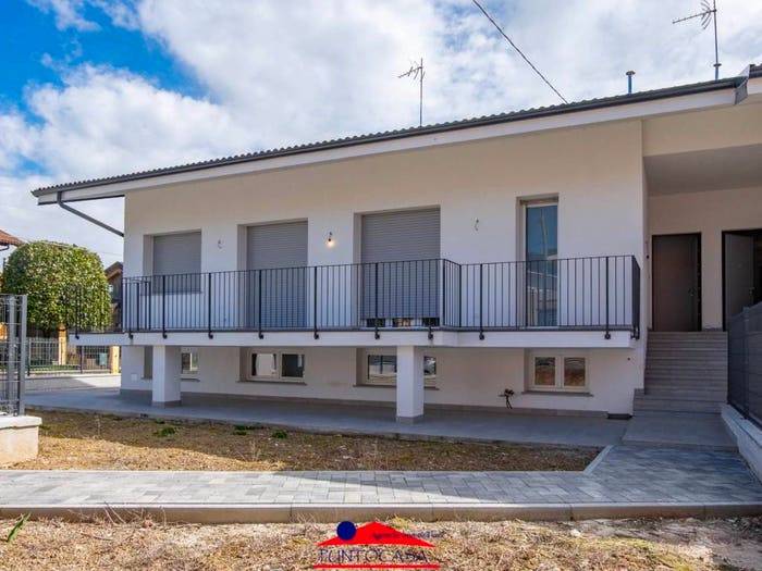Casa quadrilocale in vendita in Via Pes di Villamarina, Centro, Busca