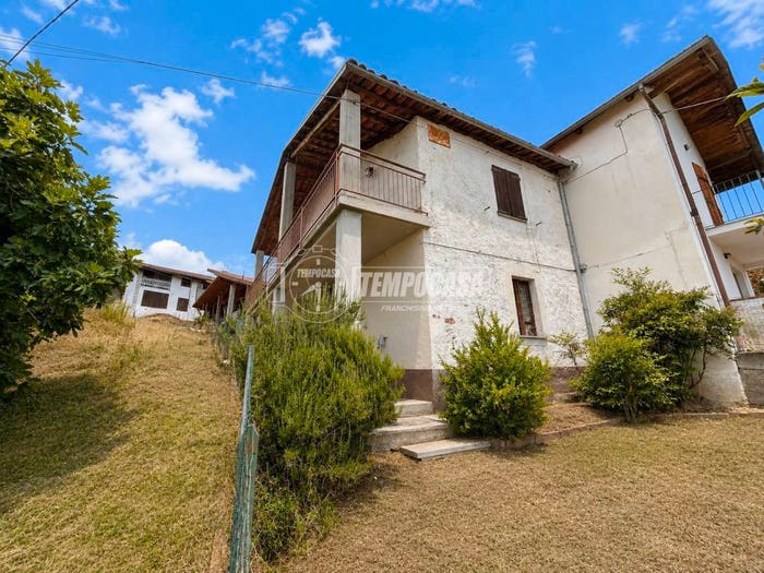 Casa trilocale in vendita in Via Luinengo Cossi, Borgiallo