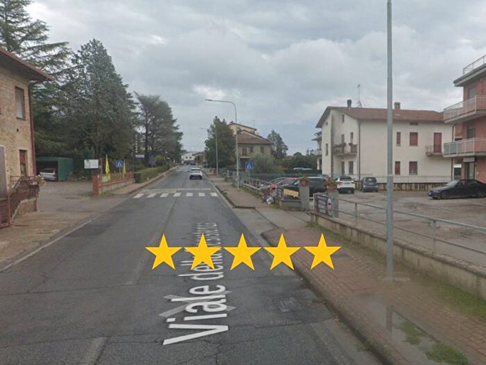 Appartamento con 6 locali in vendita in viale della resistenza, Tavernelle, Panicale