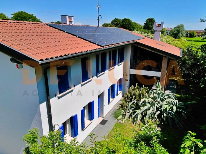 Casa con 6 locali in vendita in Via Suzzolins, Piramidi, Teglio Veneto