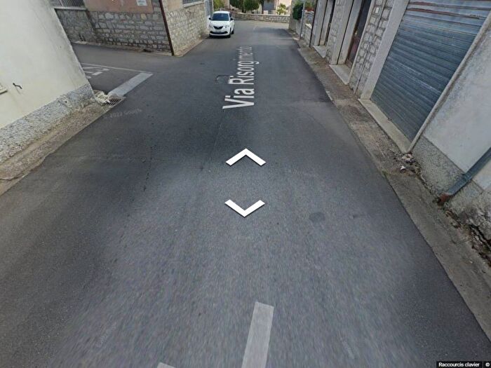 Appartamento trilocale in vendita in Via Risorgimento, Alà dei Sardi
