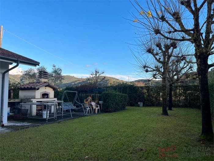 Casa bilocale in vendita in Via Emilia nord, Stiava, Massarosa