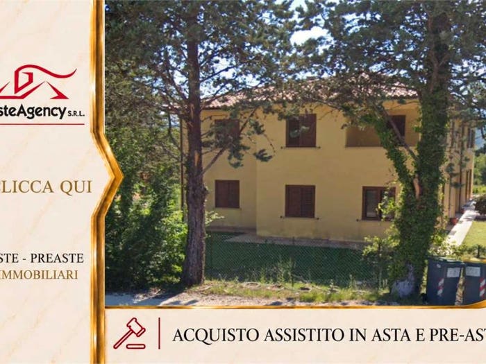 Appartamento quadrilocale in vendita in Via Fano, Nocera Umbra